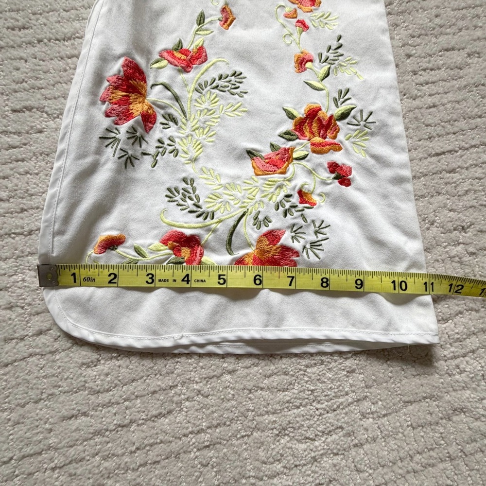 Cache White Floral Embroidered Flare Leg Pants 8 Boho Wide Leg Slit Zip Hem READ - Picture 11 of 16